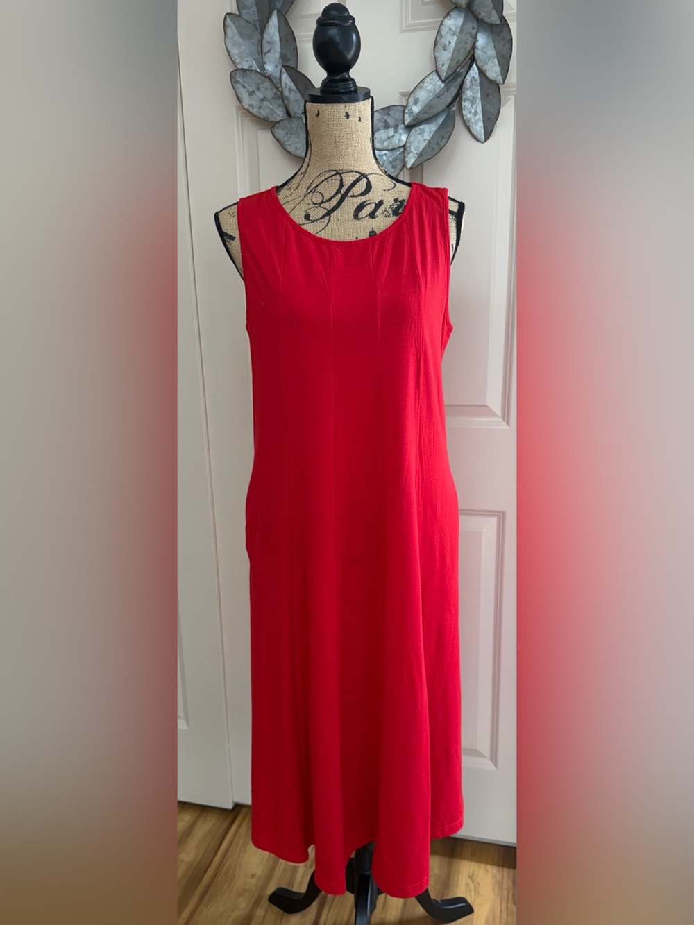 218: Hotouch Sleeveless Red Maxi Dress — Large